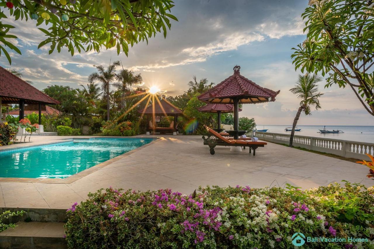 Villa Namaste - Beachfront At Lovina 10P, Pool, Bbq Banjar (Bali) Exterior foto