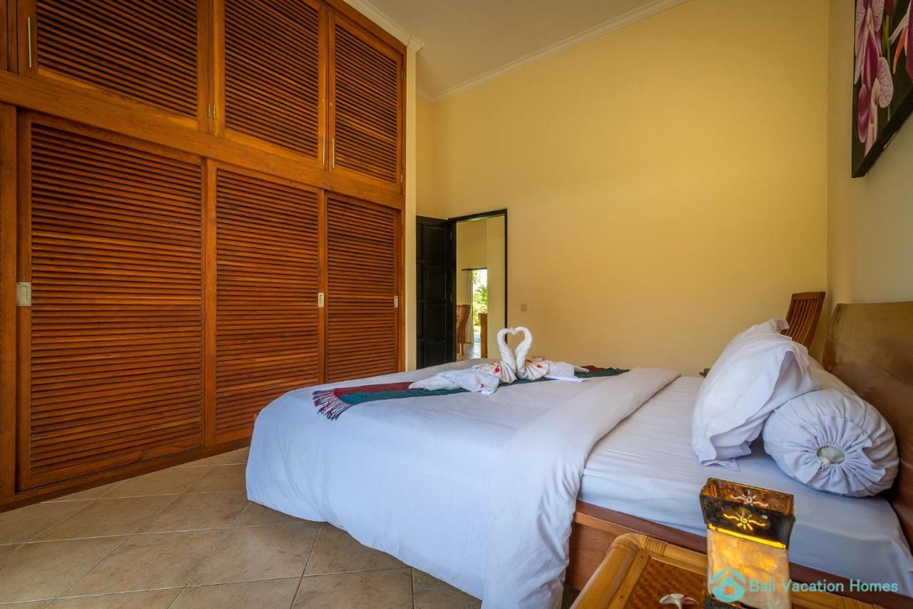 Villa Namaste - Beachfront At Lovina 10P, Pool, Bbq Banjar (Bali) Exterior foto
