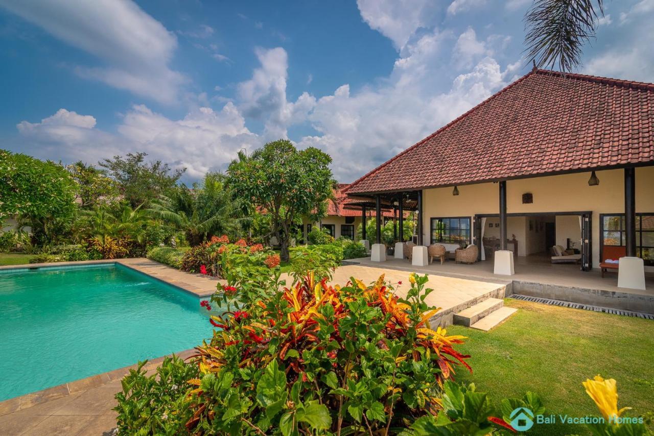 Villa Namaste - Beachfront At Lovina 10P, Pool, Bbq Banjar (Bali) Exterior foto