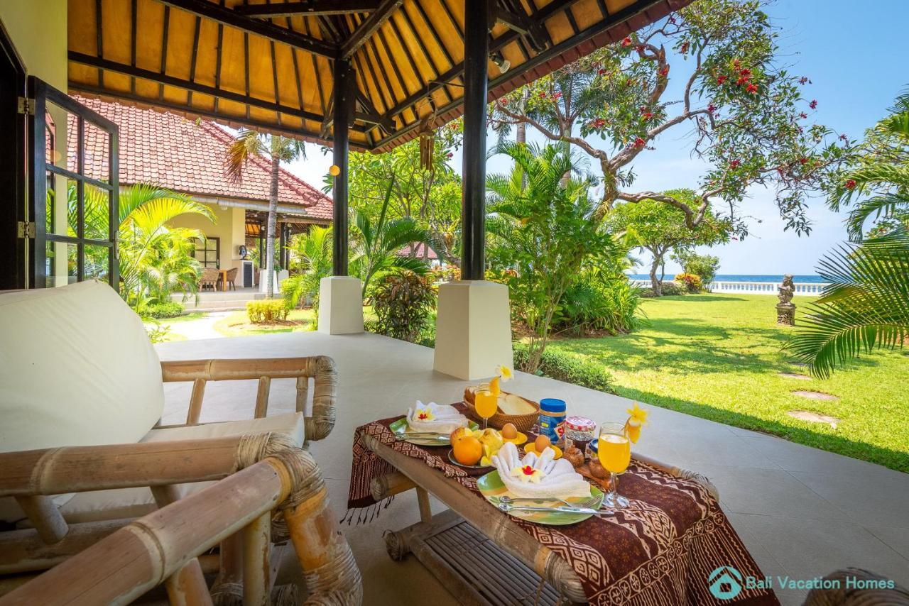 Villa Namaste - Beachfront At Lovina 10P, Pool, Bbq Banjar (Bali) Exterior foto